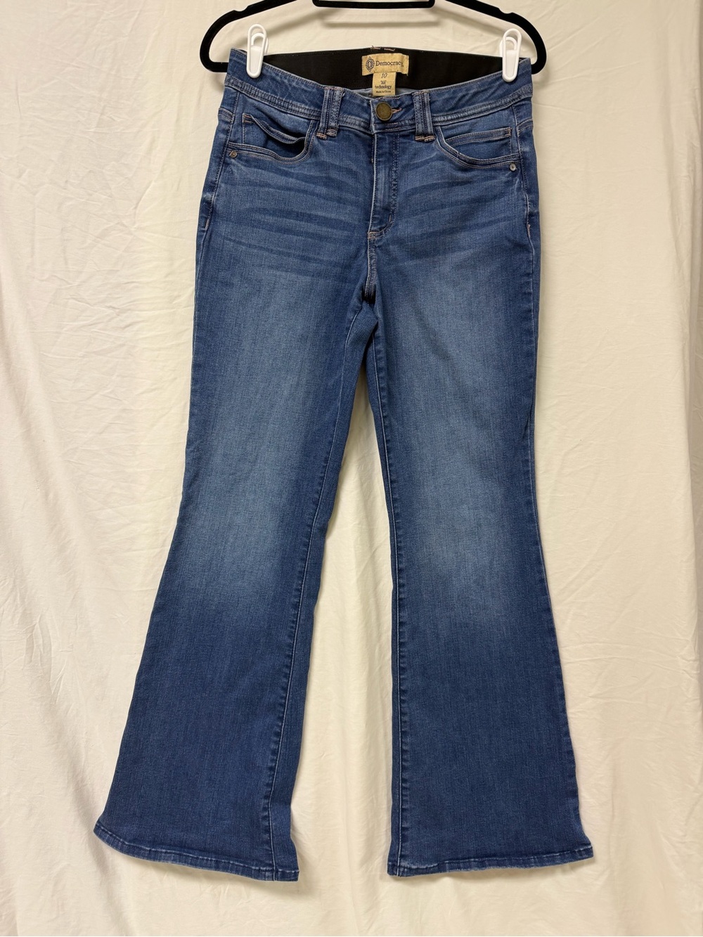 Democracy “Ab” Technology Women’s Jeans Size 10 Gently Used